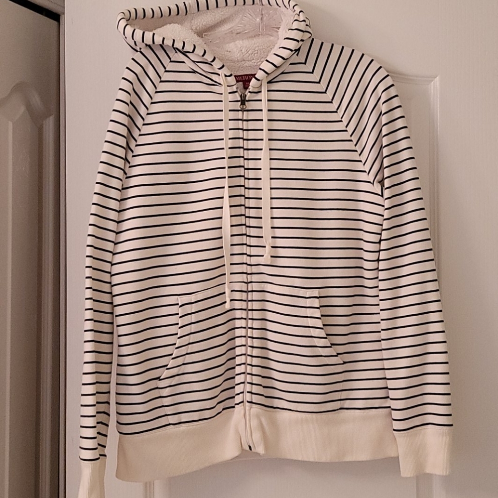 EUC Merona striped zippered sweatshirt with hoodie.